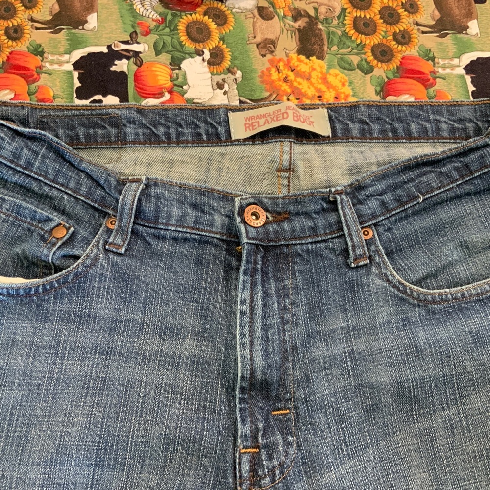 Wrangler distressed men’s jeans